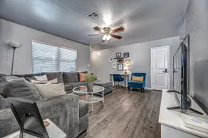 Bright 3BR 2BA Entire Home in Norman-Close to OU! - Image 4