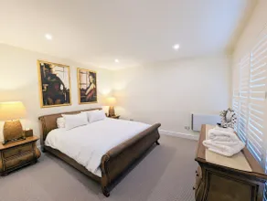 ONE Luxury Apartment - Image 5