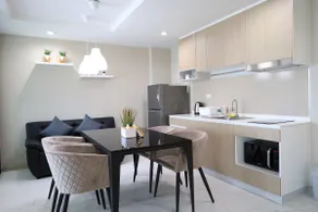 The Charm, 2 bedrooms for 4 ppl, entire apartment - Image 2