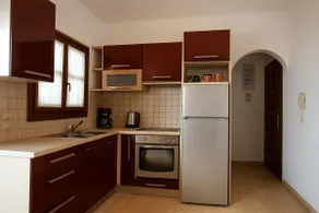 Steps to Beach, Spacious Flat, Large Balcony |Argo - Image 4