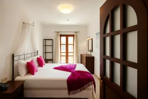 Steps to Beach, Spacious Flat, Large Balcony |Argo - Image 2