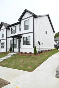 Modern Retreat • Near Chateau Elan & Raceway - Image 3