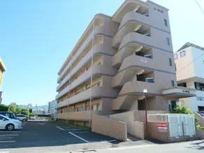 Free parking guaranteed! Bright room with a view of Beppu Bay from the veranda! max 4 people! NO5 - Image 3