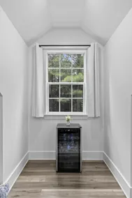 Cozy 1BD 1BA Apartment - Image 2
