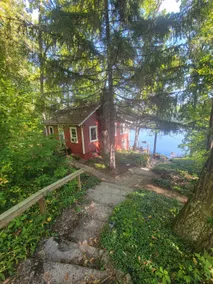 Lakefront Fun on Papakeechie | Kayaks & More! - Image 2