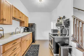 Laughing Boar | Sleeps 11 Historic Downtown - Image 5