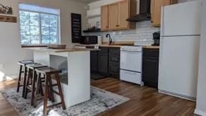 Glacier Lakeview Haven - Image 4