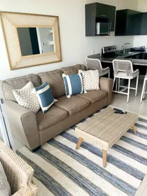 Condo with ocean views; - Image 3