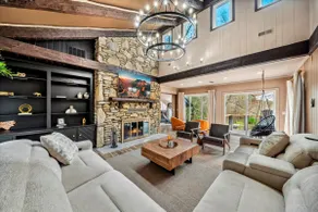 Luxury Oasis/Pool/ Boat/Pond/River/Sleeps 16 - Image 2