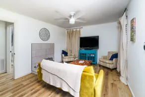 The Blue Cottage - Image 5