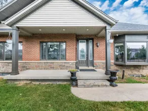 15+Guests 5 Bedrooms 5 Bathrooms 10+ Parking - Image 3