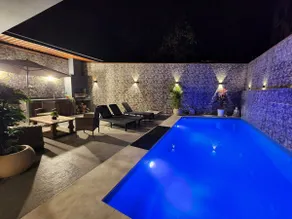Impressive and private family house in the countryside - Image 4
