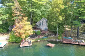 Discounted Rates‼️ Lakeside Retreat - Image 4