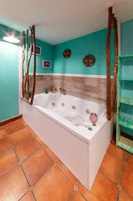 AP. 1 Suite with private porch by La Bárcena - Image 2