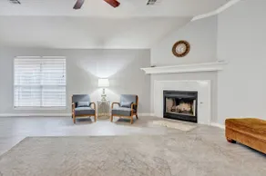 Remodeled home in quiet neighborhood (3 bedrooms) - Image 4