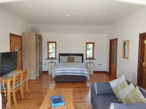 Orchard House - Image 2
