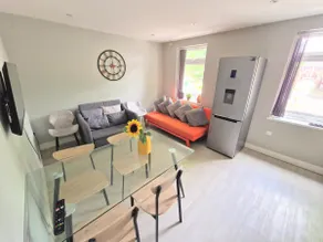 3bed Central Reading - 6m walk to Station - Image 2
