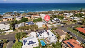 Beachside Entertainer's Dream | Spacious Luxe Home - Image 5
