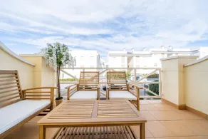 Breezy Coastal Hideaway Near the Beach - Image 3