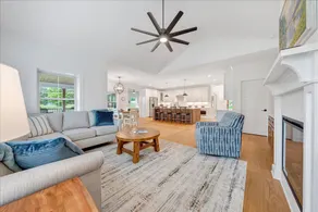 Smith Mountain Lake Retreat - Image 2