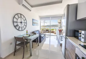 Modern Beachfront &Large Terrace - Image 5