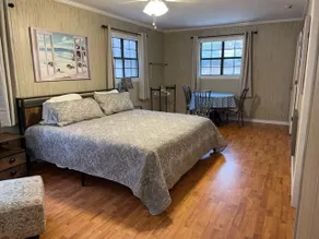 Cozy Country Home - Image 5