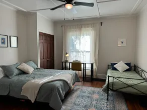 Stone's Throw Abode - Image 3
