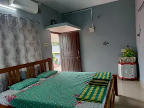Kenson's Premium Homestay - AC/2Bhk / WIFI/Parking - Image 5
