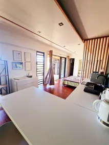 Fare Toahana, accueillant logement chez l'habitant avec belle vue - Image 4