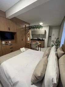 Charming, Compact Studio and Great Location - Image 3