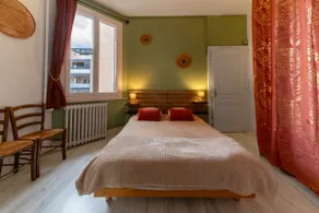 Bright Apartment in Central Vichy - Image 3