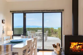 Southerlys Beach House - Image 4