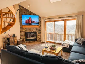 Stunning 2BR with Mountain Views | Nordic Village - Image 2