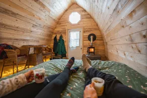 Moose & Merlin Glamping Cabin - Image 4