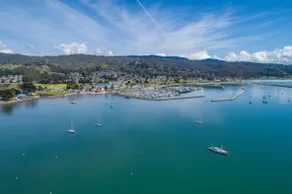 Coastal charm, close to Beach, Harbor, Restaurants - Image 4