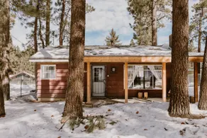 Cozy Big Bear Cabin Hot Tub Pets Fireplace - Image 4
