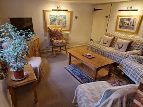 Delightful 3bed thatched Cottage - Image 3