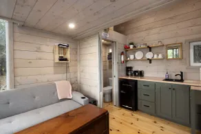 Little Cabin in the Pines - Image 5