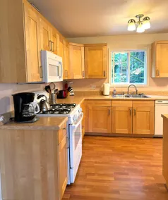 Step-free peaceful home walkable to ferry & shops - Image 5