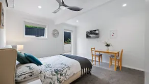 Connor’s on York, Glenbrook 2 bedrooms - Image 2