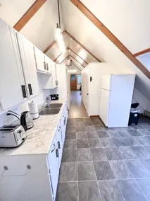 Romantic Loft getaway with beach access - Image 3