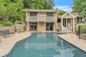 Mountaintop Nirvana: Lake, Hot Tub, Pool Table - Image 3