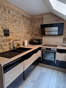 Charming cocoon - stone & beams - Image 3