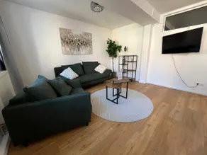 Highly modern apartment right in the city center of Oettingen - Image 3