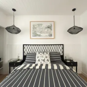 Peaceful Nelson Bay Retreat with Boutique Flair - Image 4