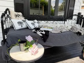Peaceful Nelson Bay Retreat with Boutique Flair - Image 5