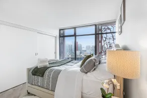 Modern Gastown Corner Residence with Skyline Views - Image 4
