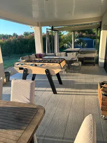 Modern house with Jacuzzi, pool table, and baby pool - Image 5