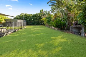 Top End Lifestyle 3BR home with large yard and pool - Image 3