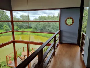 Cabin with spectacular lake views - Image 3